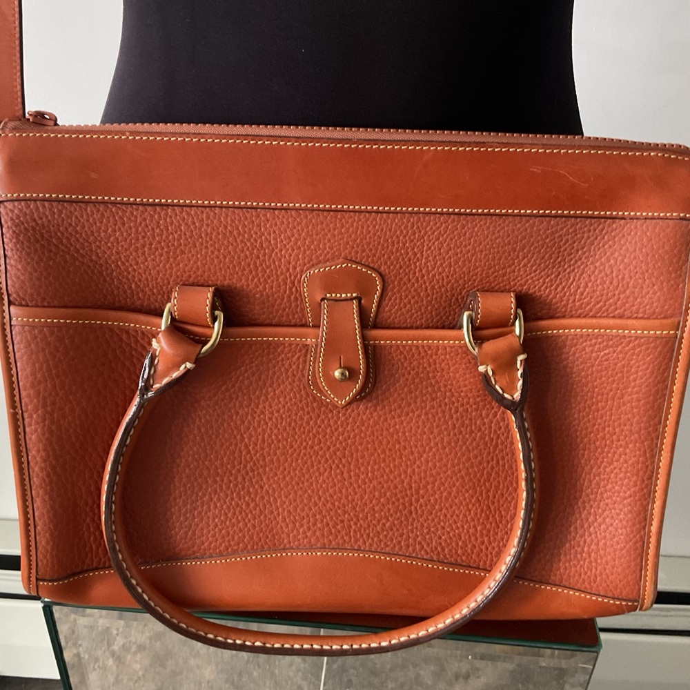 Vintage Dooney & Bourke Like New One Owner Clean Leather Satchel Crossbody Bag - Picture 2 of 7